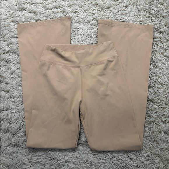 Active USA Beige Pants Size M - Picture 1 of 7